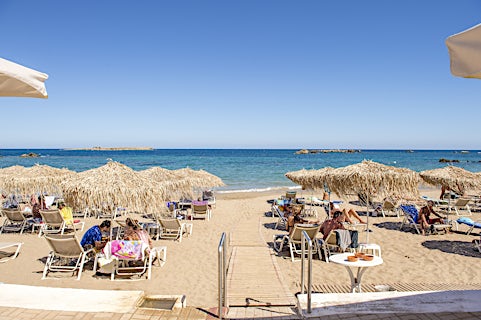 Christina Apartments