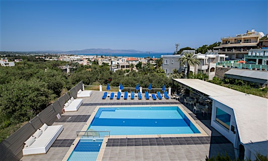 Varouxakis Suites