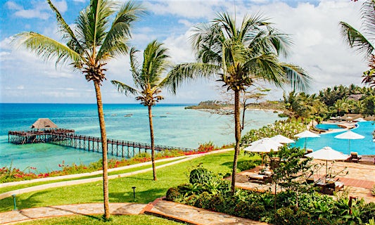 Sea Cliff Resort & Spa